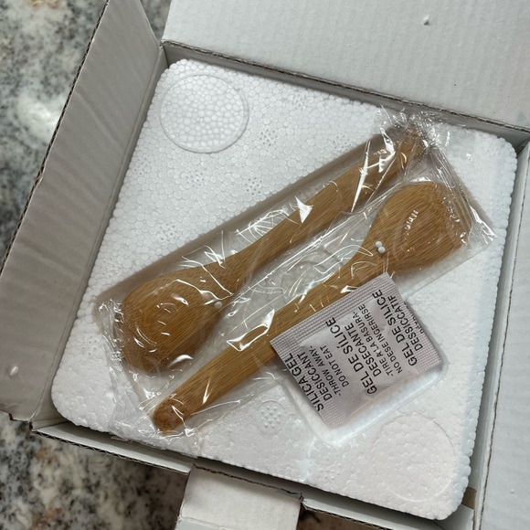 Rae Dunn Guac & Salsa Set - Picture 5 of 8